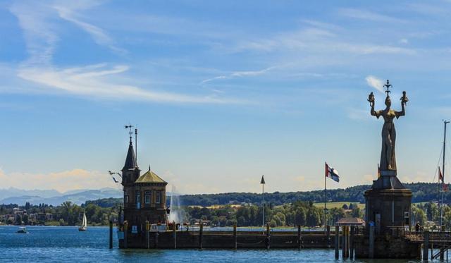 Hotel Schweizer Hof Lottstetten エクステリア 写真